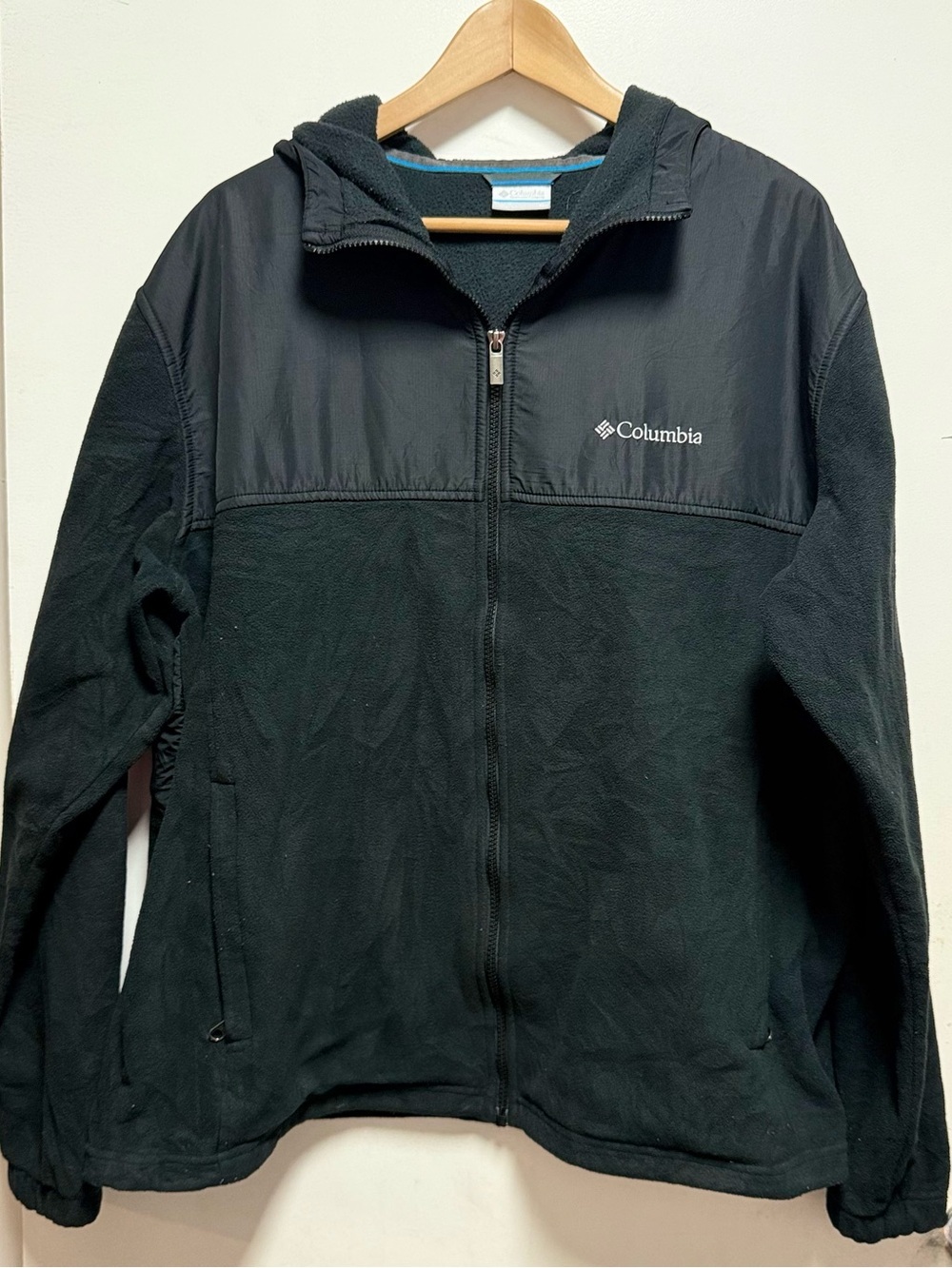 Columbia Black Fleece Jacket with Hood